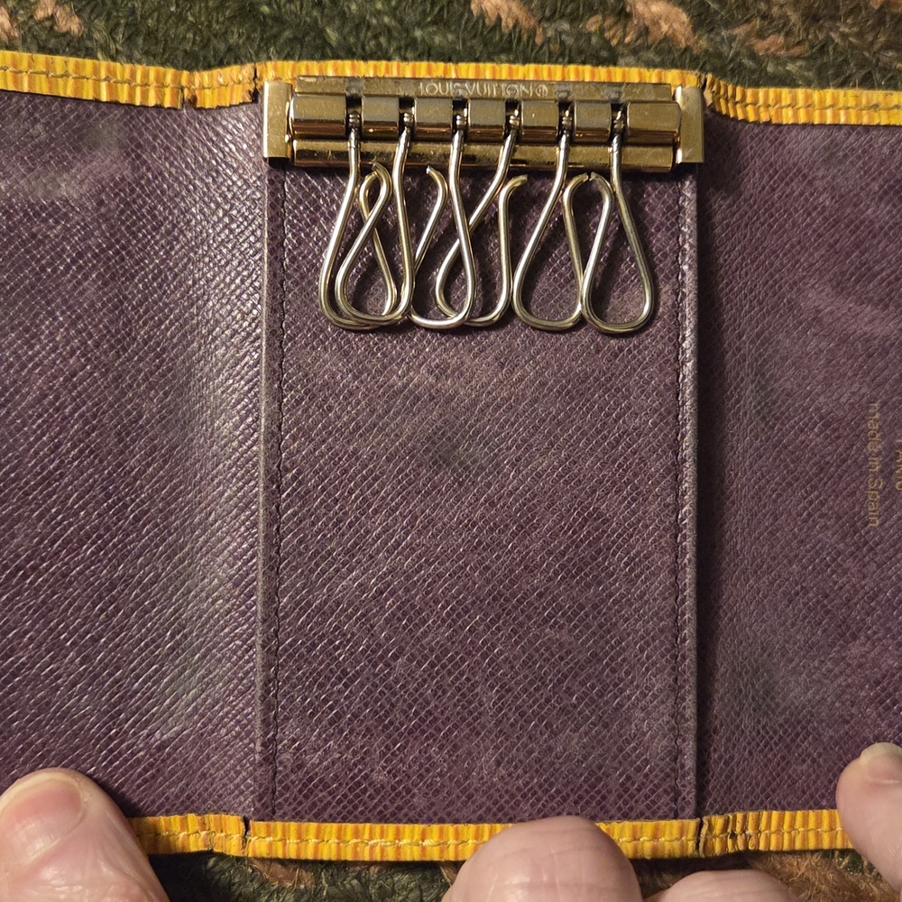 Louis Vuitton Yellow Key Holder - Picture 7 of 7